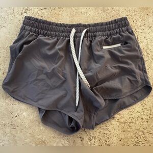 vuori clementine 2.0 athletic shorts